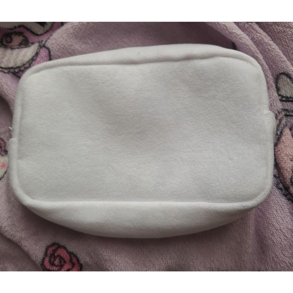Sanrio Hello Kitty Pencil Pouch Furry Fluffy Plush Cosmetic Makeup Bag Giftset - Picture 2 of 3